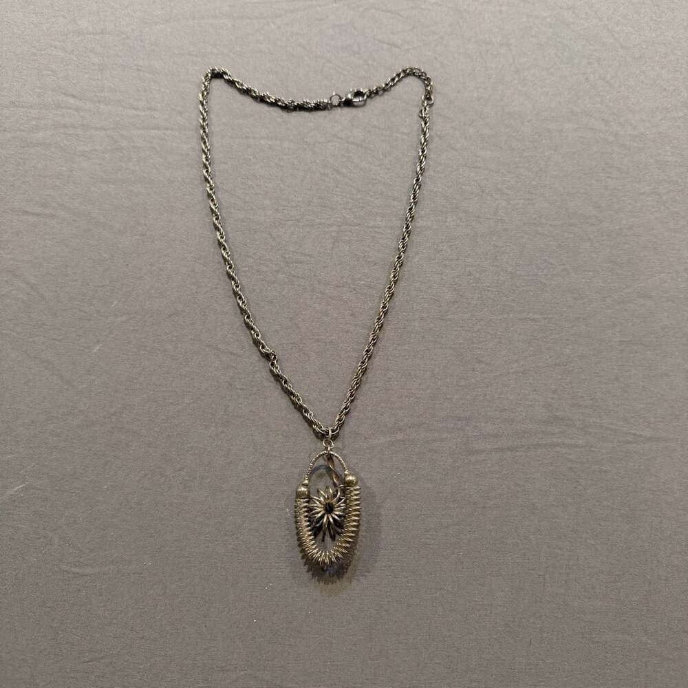 Vintage Silver Tone Metal Articulated Pendant Necklace With Flower Spring Design